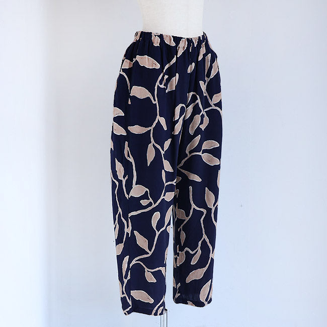 ichi (イチ) リーフプリントイージーリラックスパンツ 250901 – Sonorite