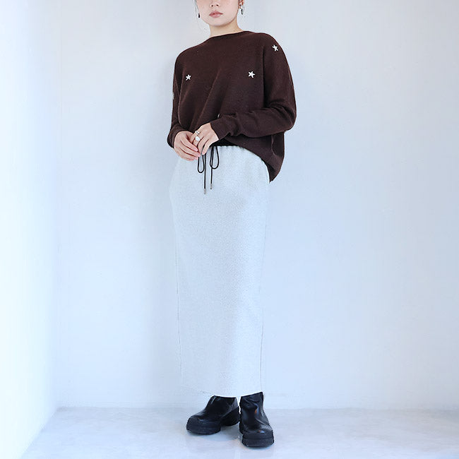 LILLY LYNQUE（リリーリン） ウールブレンドキラリ星スター刺繍ニット　8508167