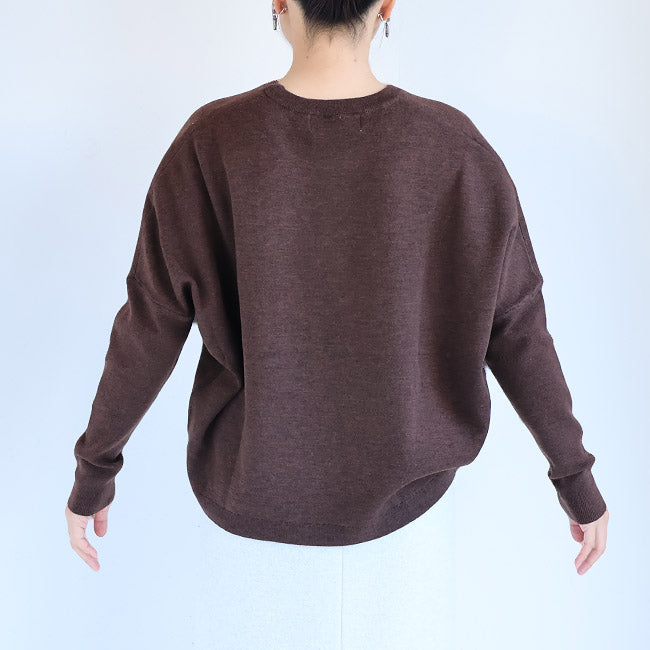 LILLY LYNQUE（リリーリン） ウールブレンドキラリ星スター刺繍ニット　8508167