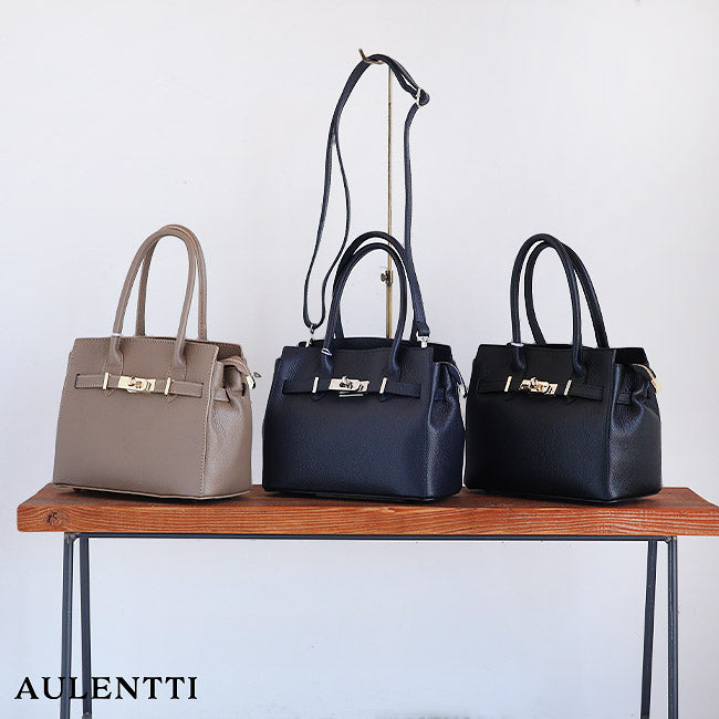 AULENTTI オウレンティ　ボディバッグ　ターンロック　シボ革　アイボリー AULENTTI オウレンティ ボディバッグ ターンロック シボ革
