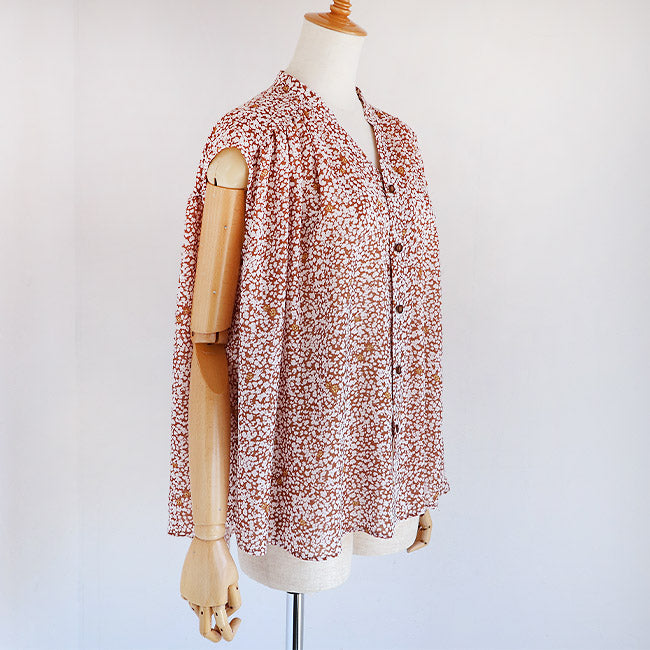 【20％OFF】MANON(マノン) フラワープリントフレンチスリーブブラウス　MNN-SH-298【SALE】