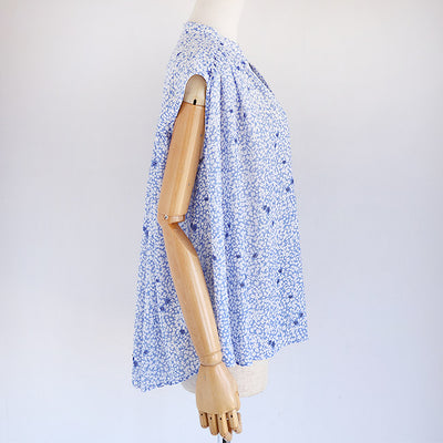 【20％OFF】MANON(マノン) フラワープリントフレンチスリーブブラウス　MNN-SH-298【SALE】