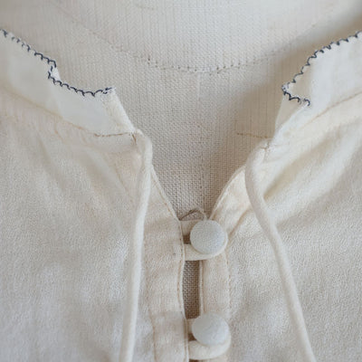 tumugu:(ツムグ) コットンモスピンタック刺繍2WAYブラウス　TB25309